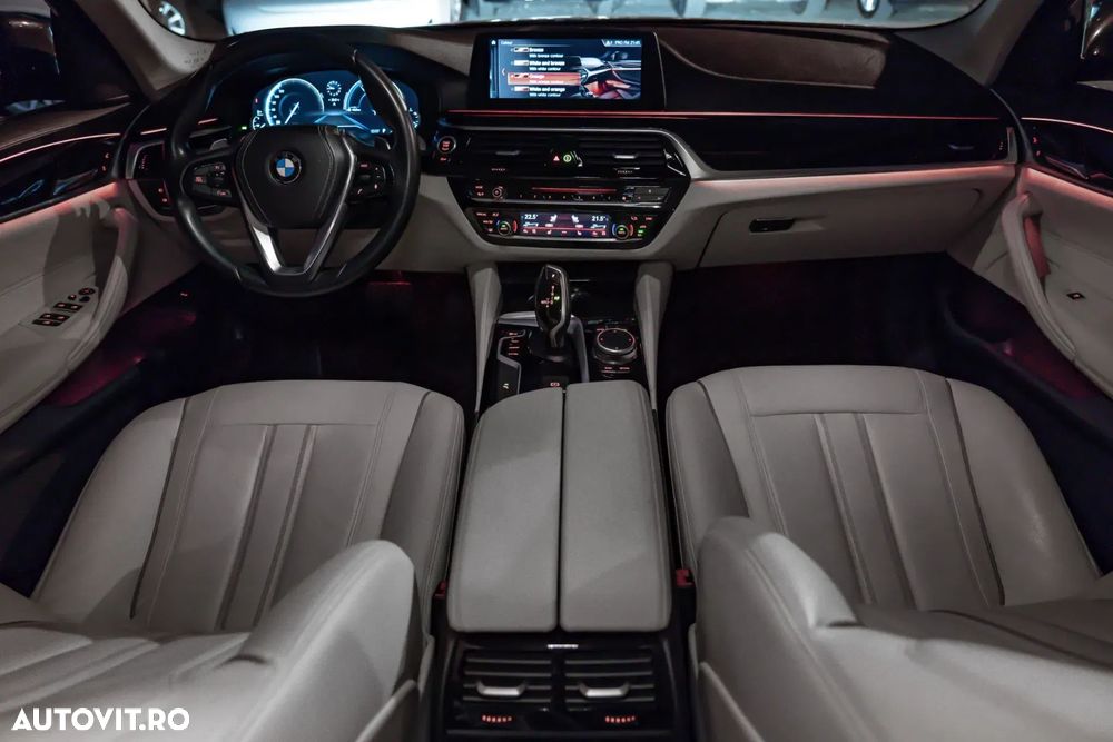 BMW Seria 5 520d xDrive Aut. Luxury Line - 11