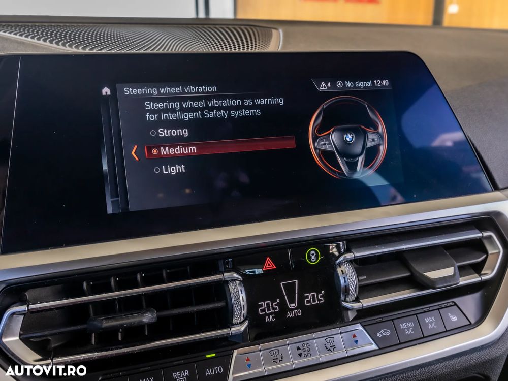 BMW Seria 3 320d Touring Aut. - 28