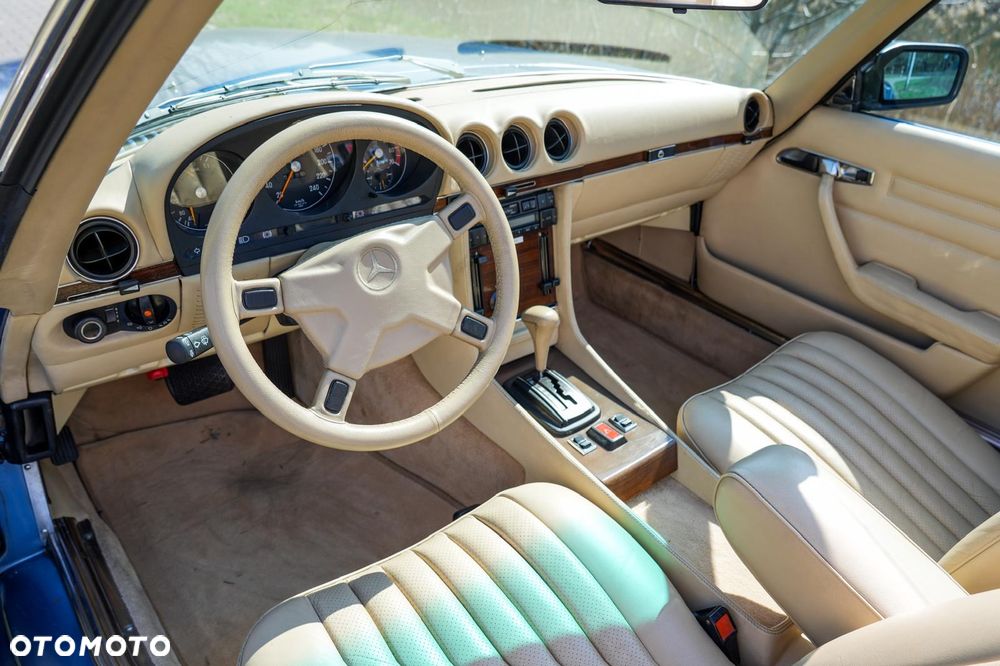 Mercedes-Benz SL - 10