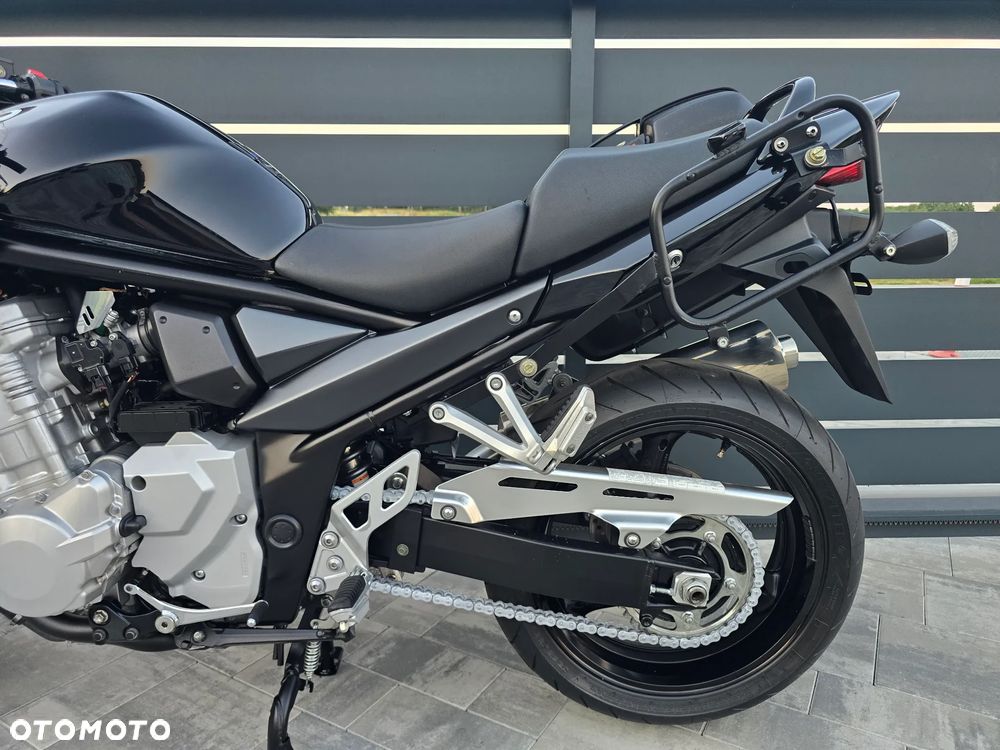 Suzuki Bandit - 11
