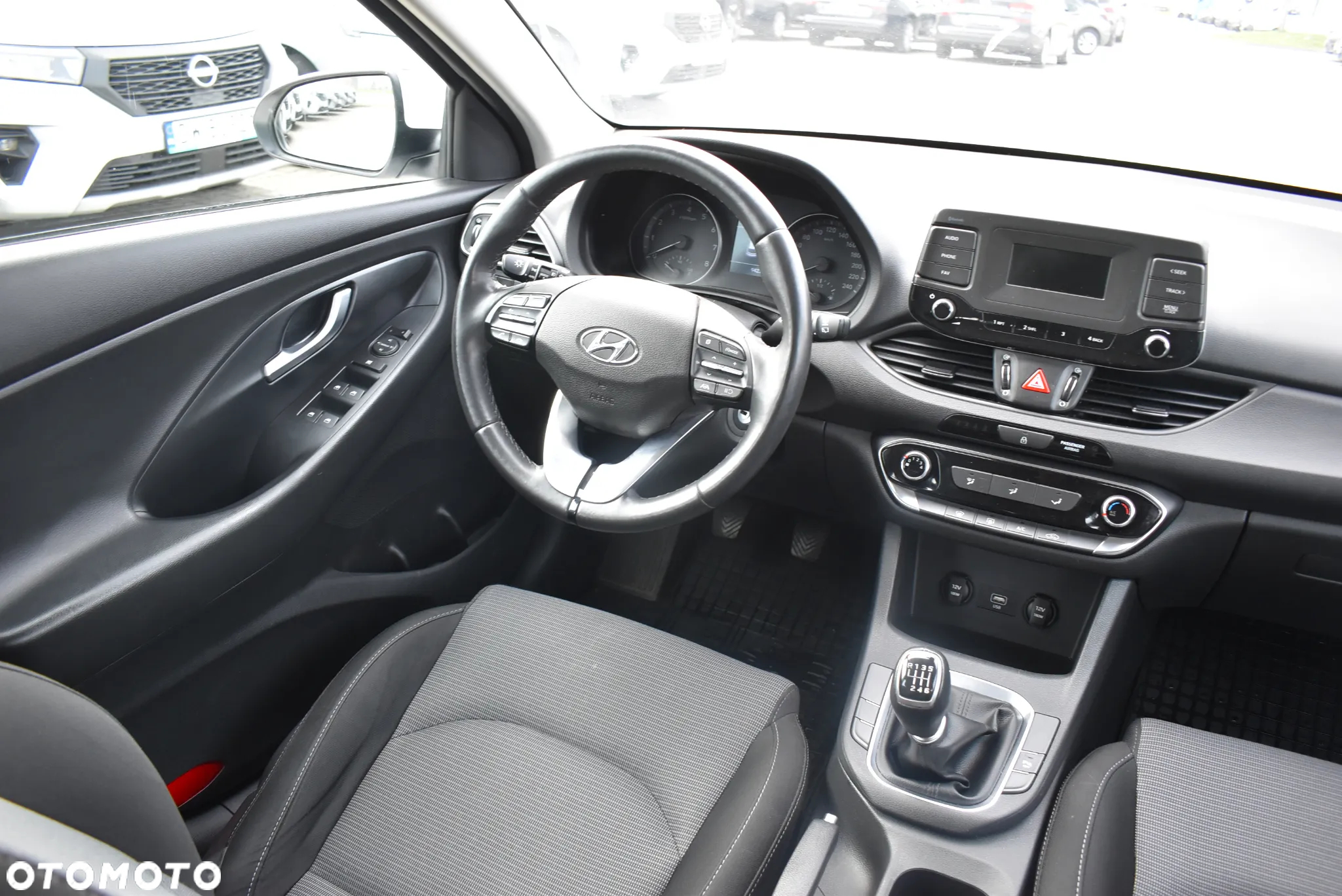 Hyundai i30 1.5 DPI Modern - 21