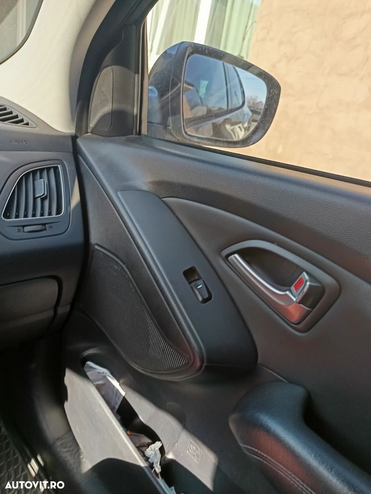 Hyundai ix35 2.0 CRDI 2WD Comfort - 13