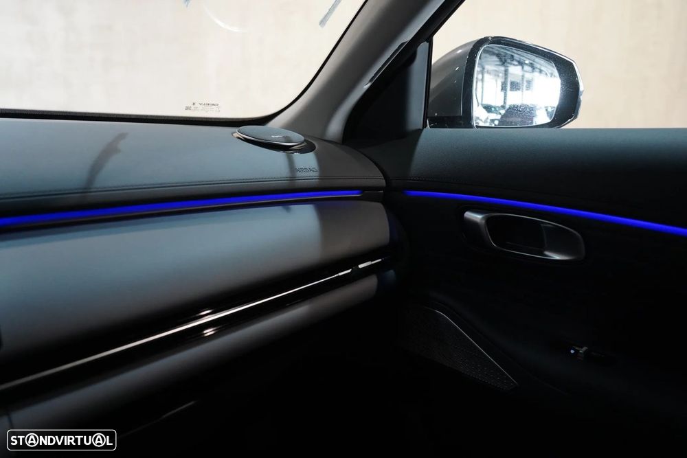 Geely Starray EM-i - 38