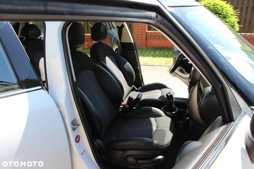 MINI Countryman Cooper D All4 - 11