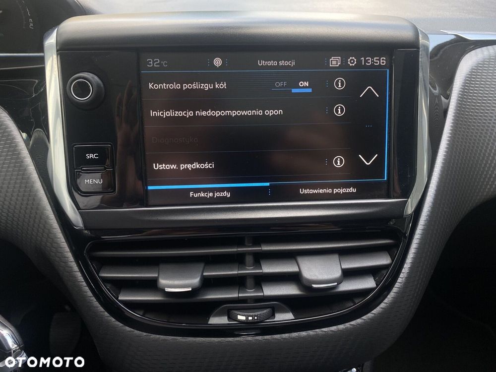 Peugeot 2008 1.2 Pure Tech GPF Allure S&S - 25