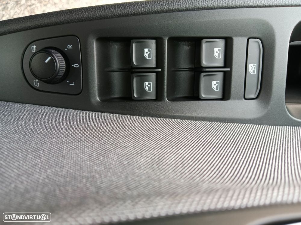 SEAT Leon ST 1.6 TDI Style S/S - 20