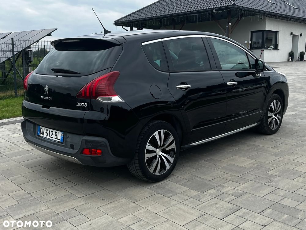 Peugeot 3008 2.0 HDi HYbrid4 - 4