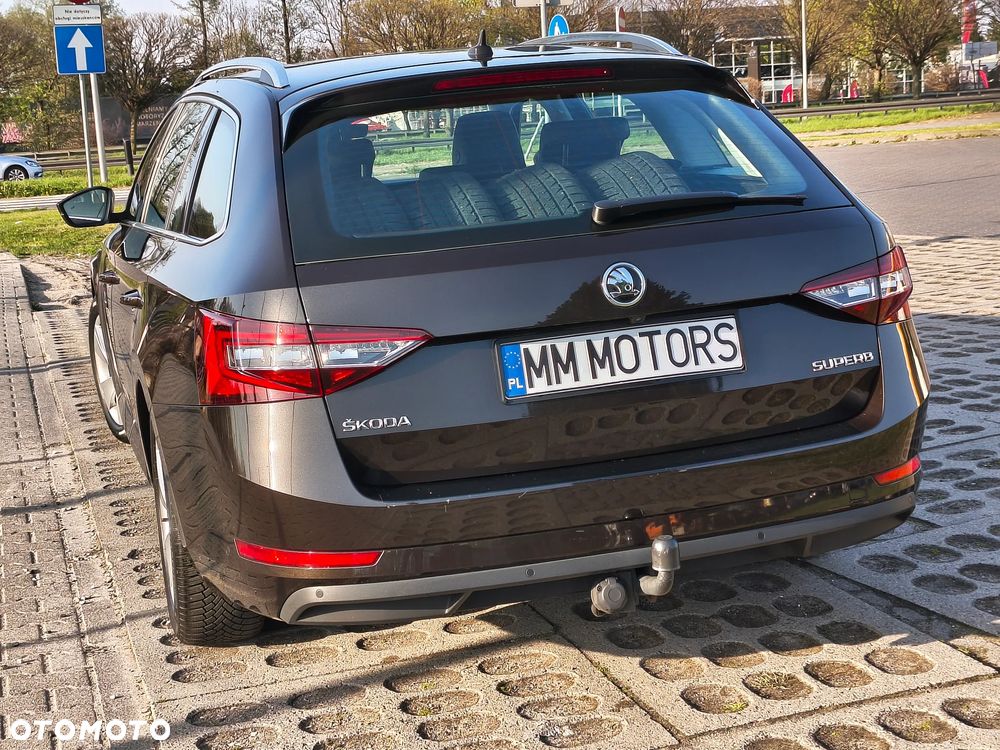 Skoda Superb 2.0 TDI Style - 8