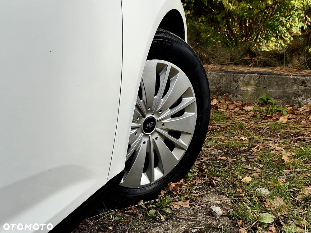 Ford Focus - 17