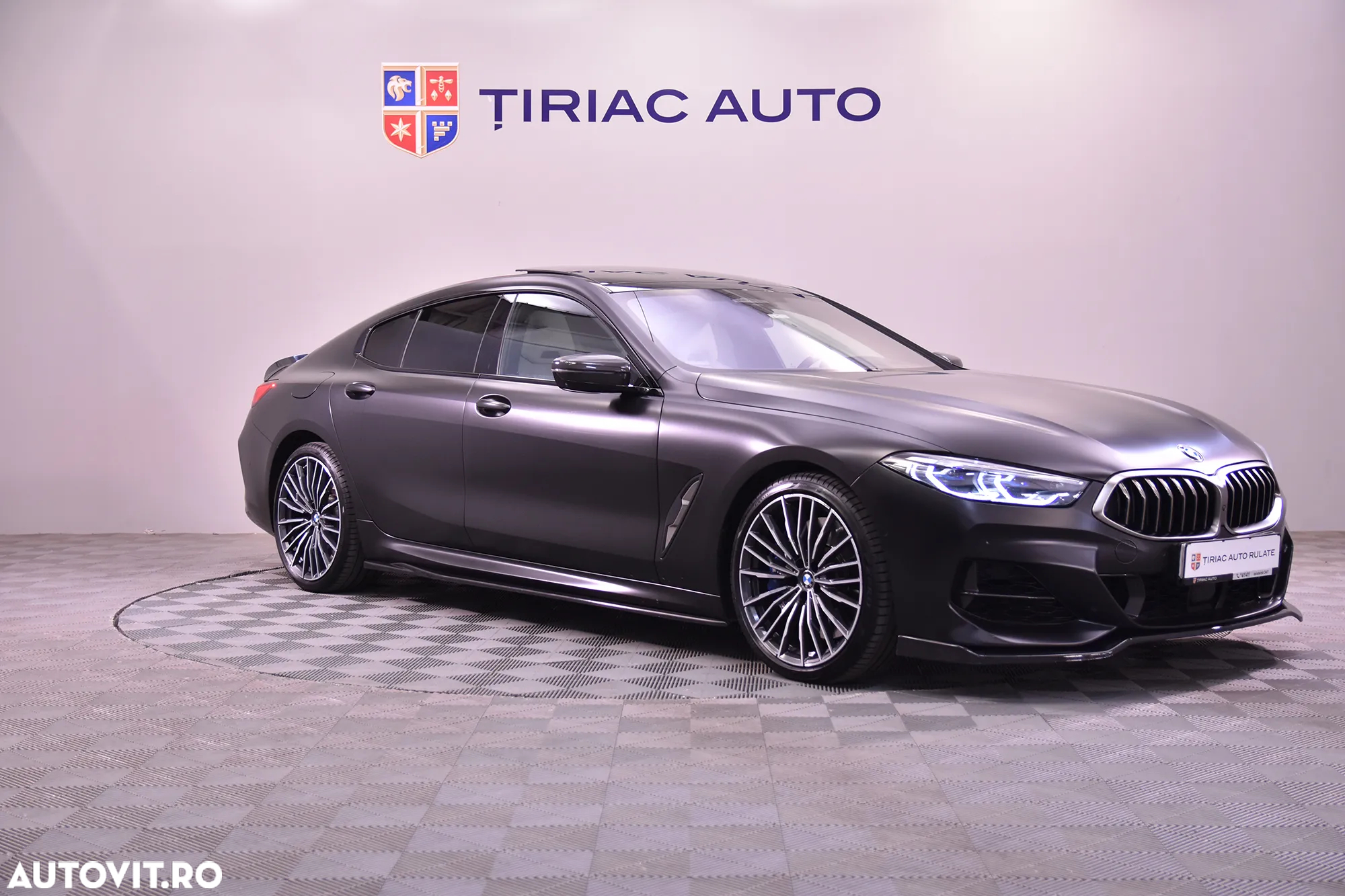 BMW M8 M850i xDrive AT - 7