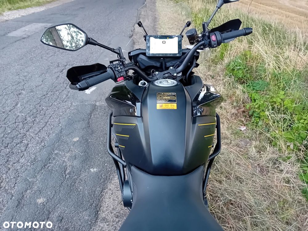 QJMOTOR SRT900SX - 20