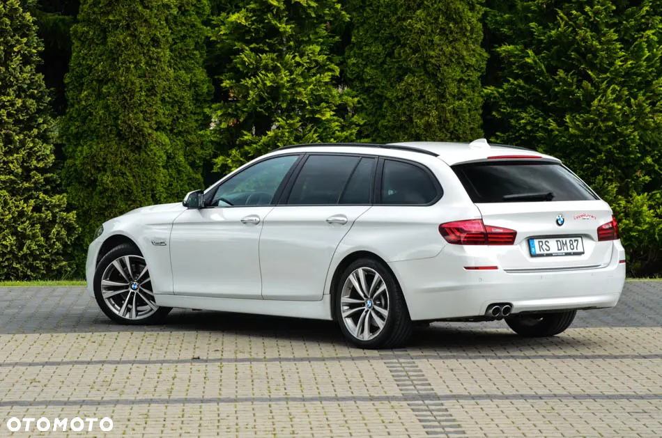 BMW Seria 5 520d Touring Luxury Line - 19