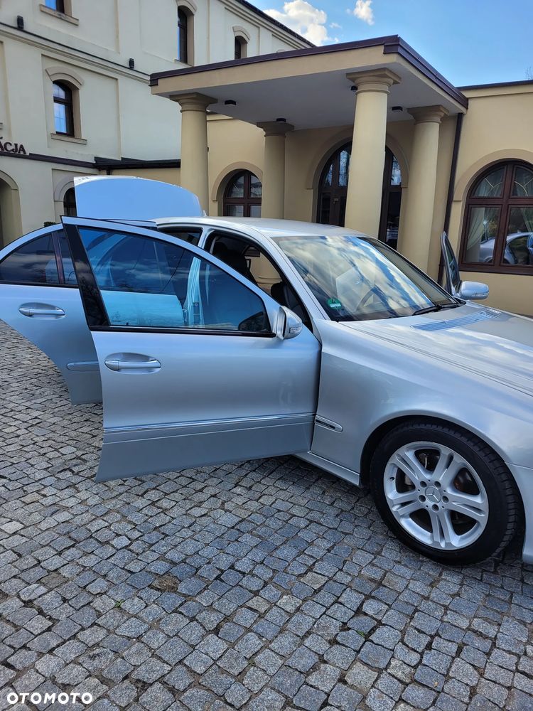 Mercedes-Benz Klasa E - 18