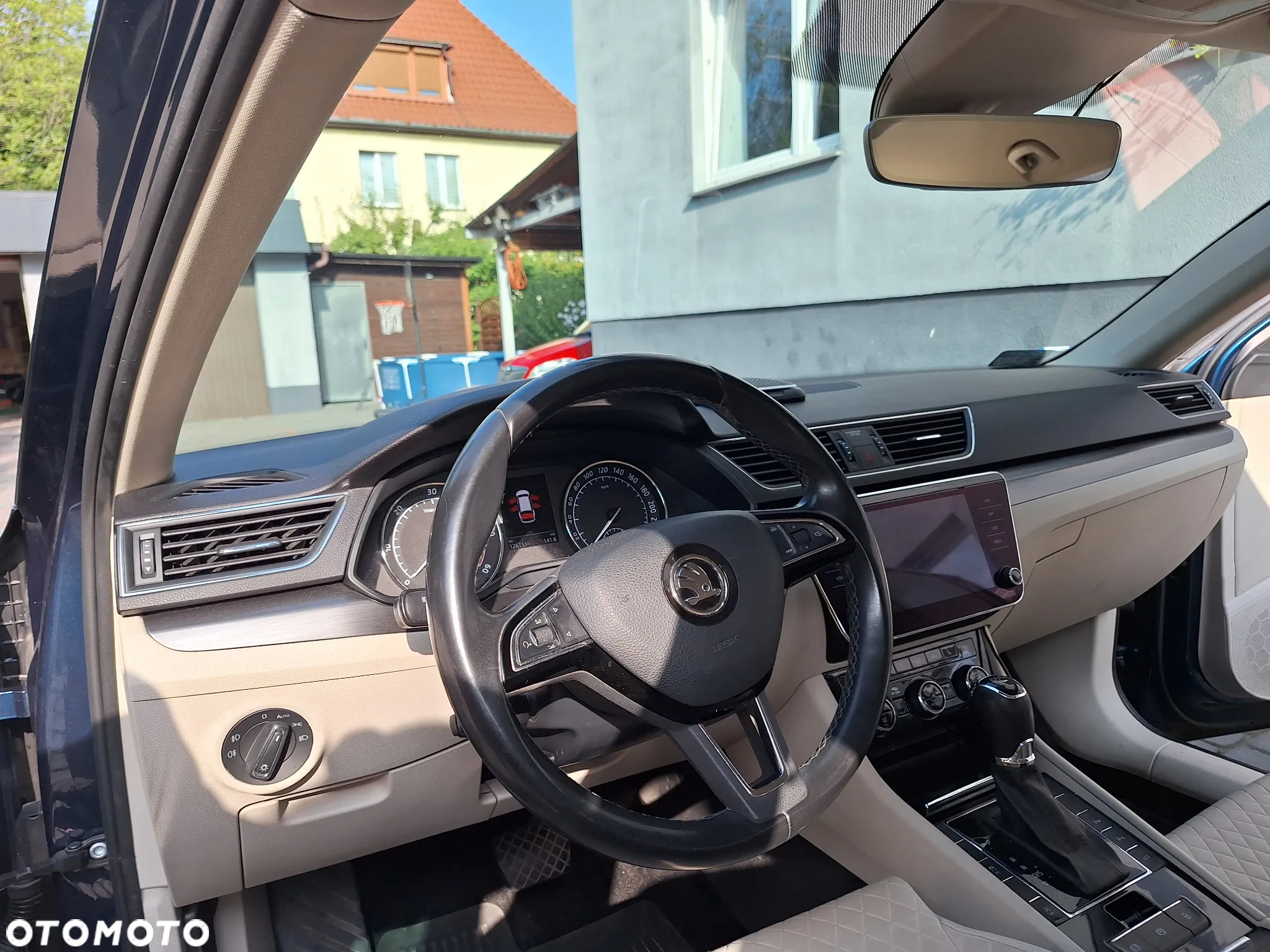 Skoda Superb 2.0 TDI Style DSG - 8