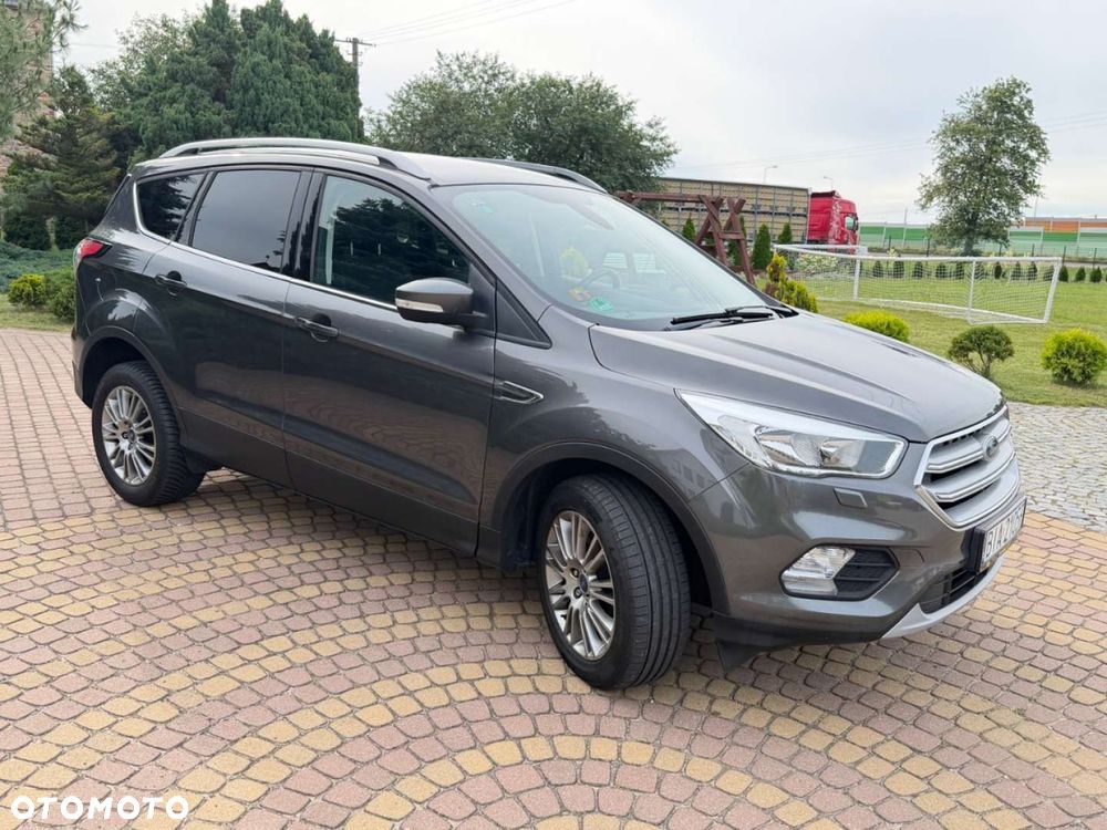 Ford Kuga - 33