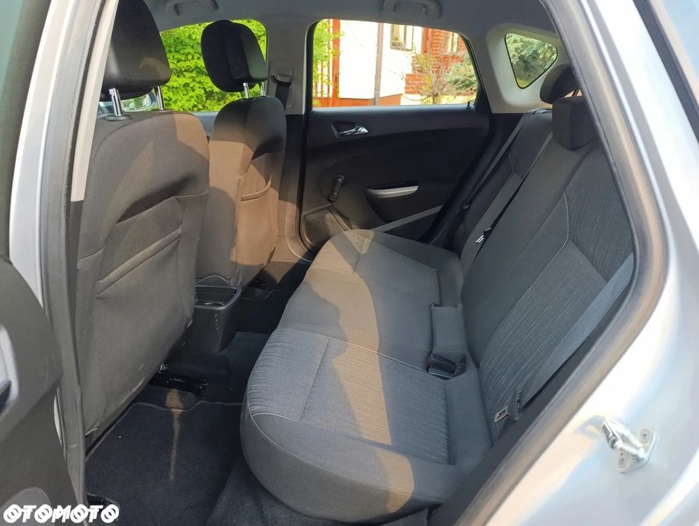 Opel Astra 1.6 Design Edition - 7