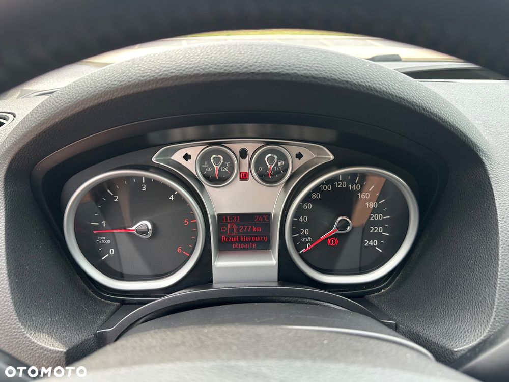 Ford Kuga 2.0 TDCi 4x4 Titanium - 11