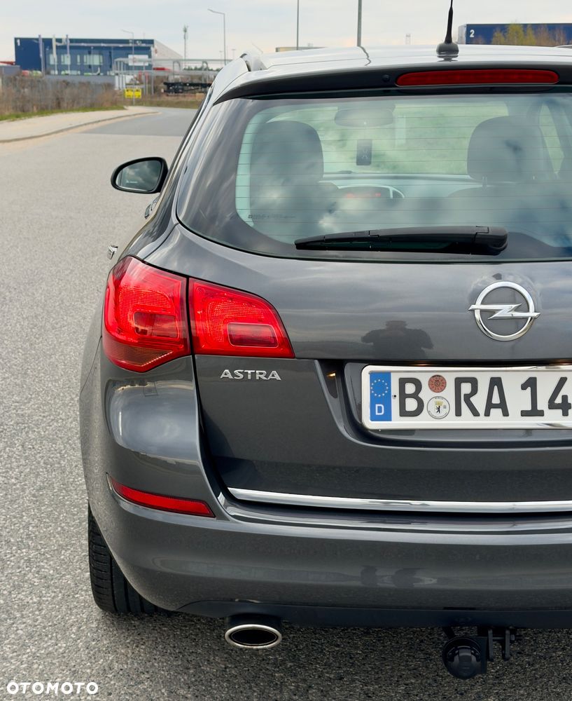 Opel Astra 1.4 Turbo Color Edition - 33