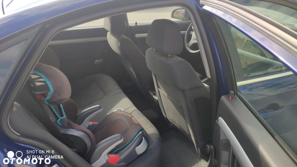 Opel Vectra 2.2 GTS - 8