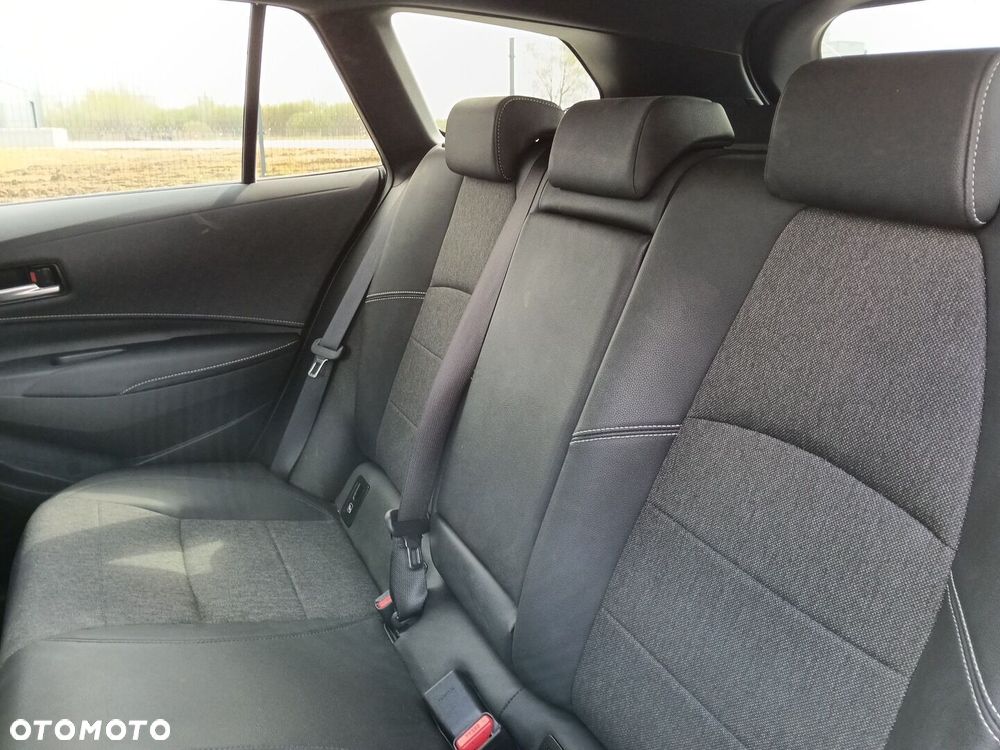 Toyota Corolla 1.8 Hybrid Style - 23