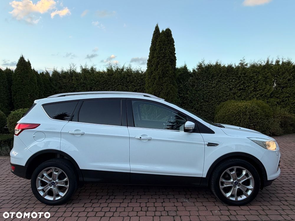 Ford Kuga 2.0 TDCi 2x4 Titanium - 6
