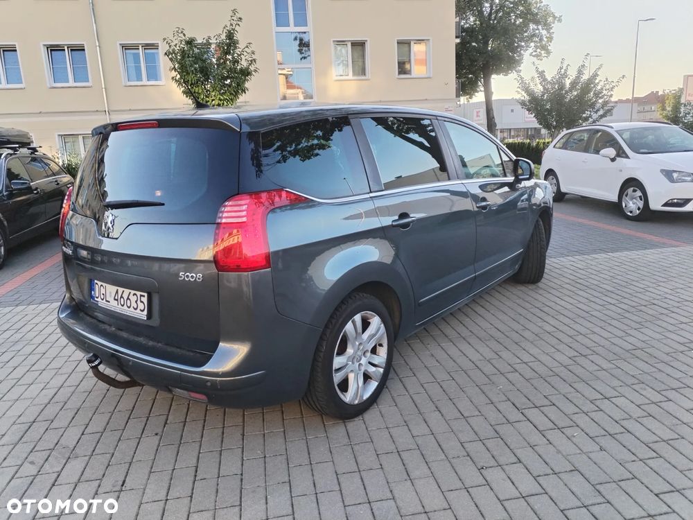 Peugeot 5008 - 3