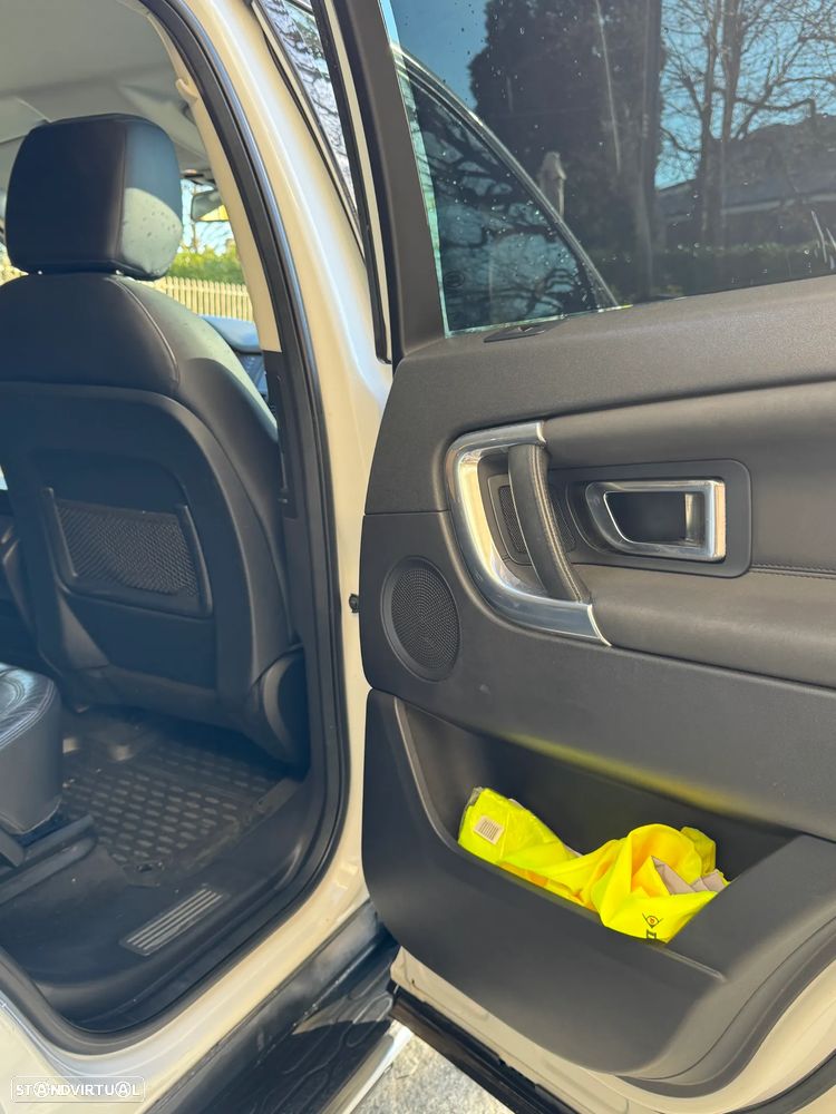 Land Rover Discovery Sport - 19