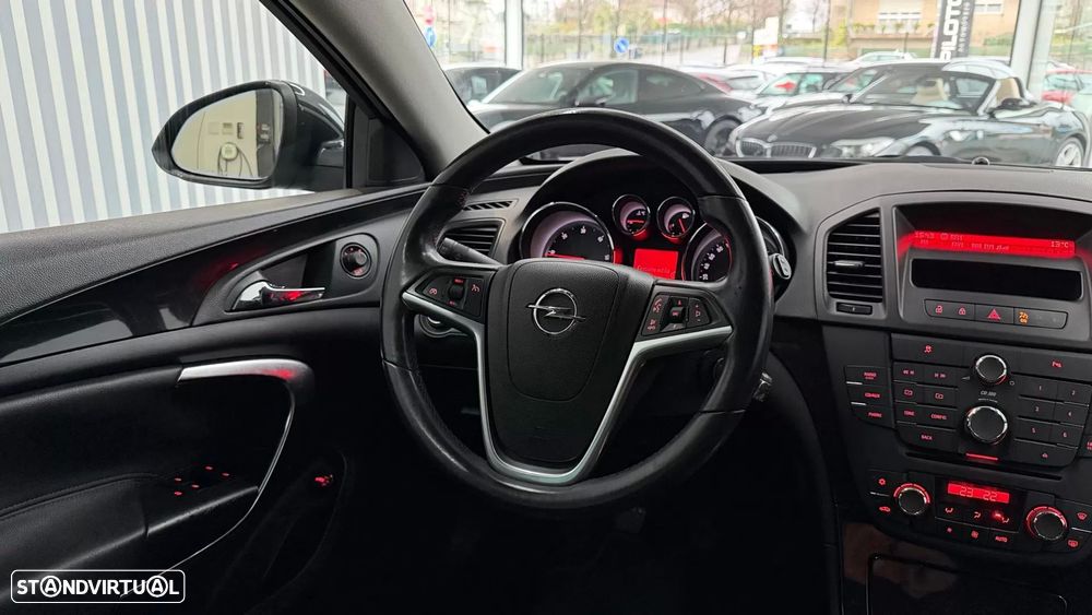 Opel Insignia Sports Tourer - 29