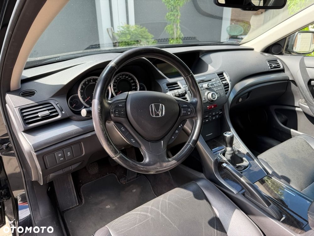 Honda Accord 2.0 Executive - 14