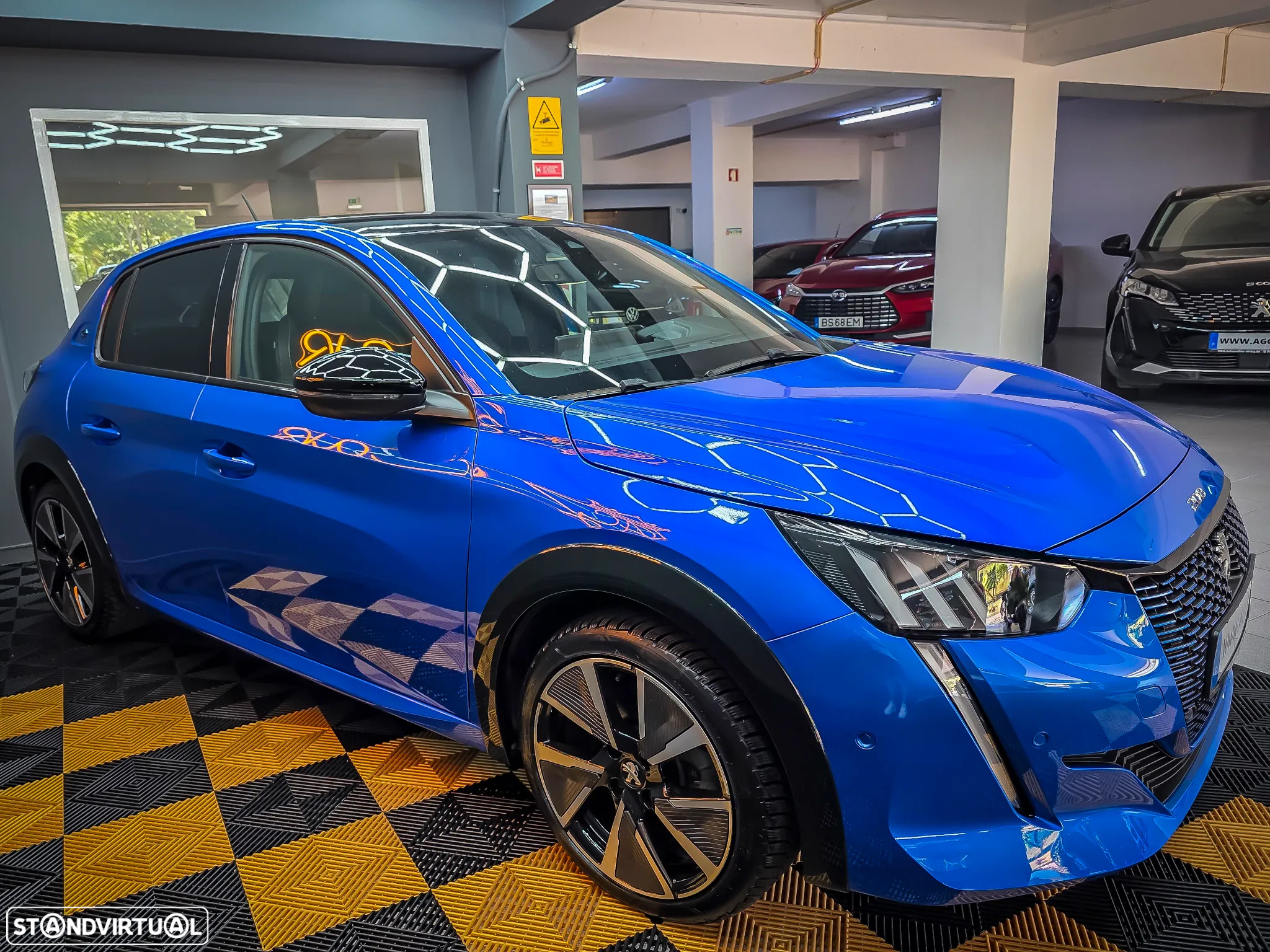 Peugeot e-208 50 kWh GT Line - 6