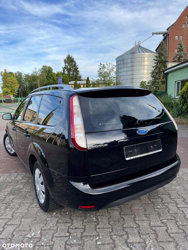 Ford Focus 1.8 Black Magic - 2