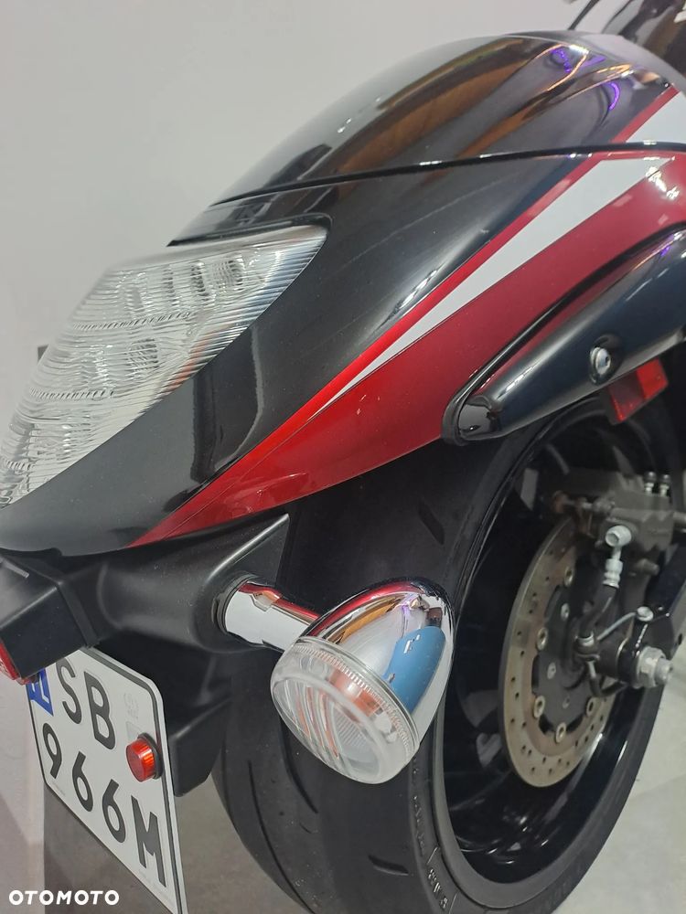 Suzuki Boulevard - 31