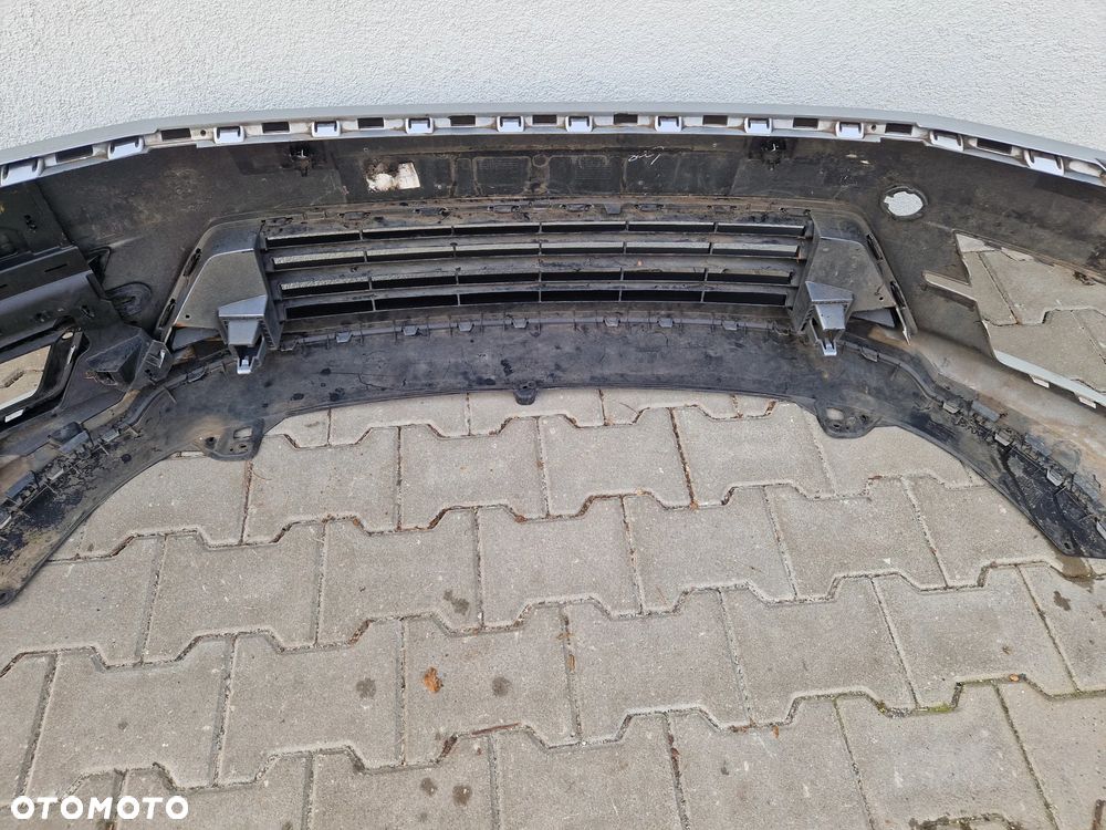 Zderzak Vw Caddy 2k5 - 9