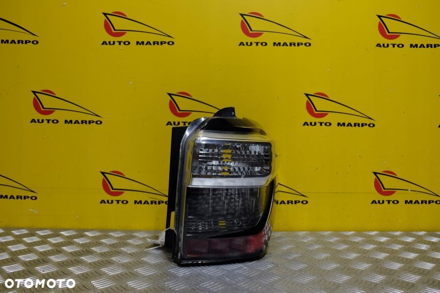 TOYOTA 4RUNNER 2014-2021 LAMPA TYŁ PRAWA LED USA - 4