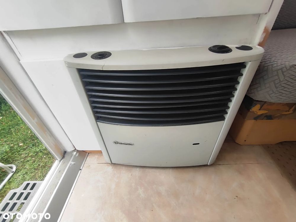 Hobby De Luxe 440 - 16