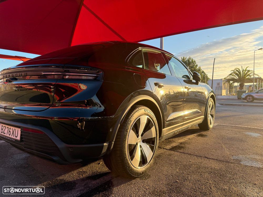 Porsche Macan Electric - 5