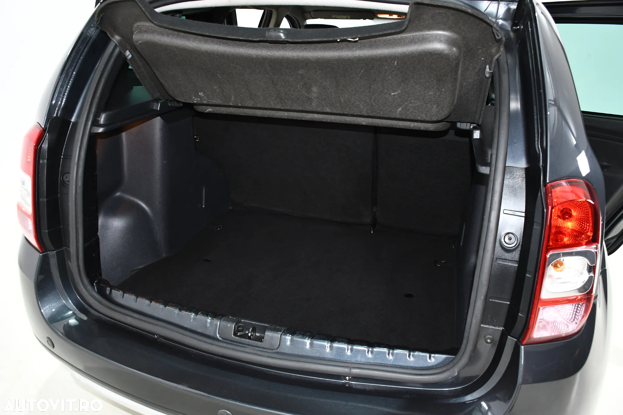 Dacia Duster 1.5 dCi 4x2 Laureate - 26