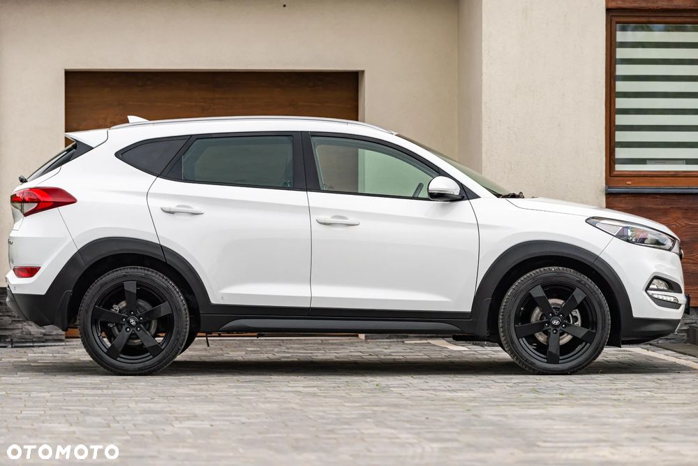 Hyundai Tucson blue 1.7 CRDi 2WD DCT Premium - 19