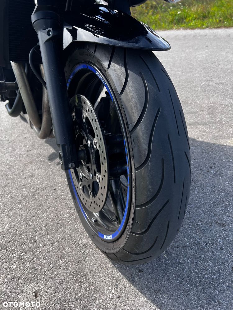 Suzuki Bandit - 11