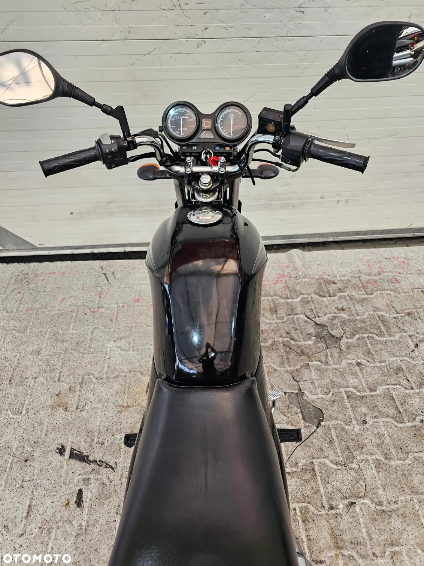 Yamaha YBR - 37