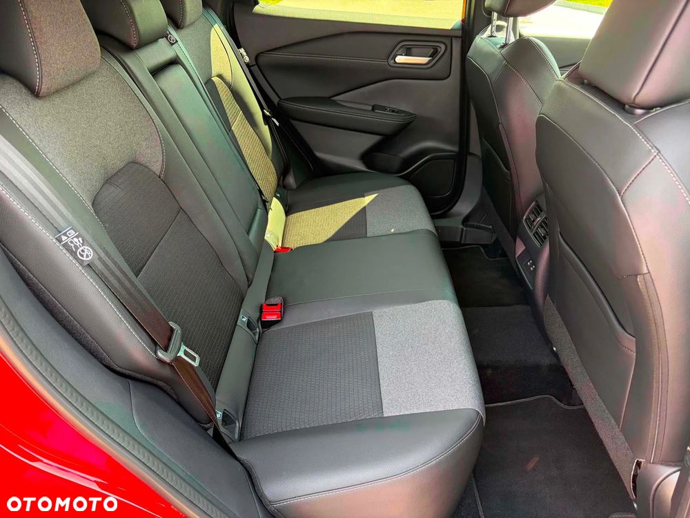 Nissan Qashqai 1.3 DIG-T MHEV N-Connecta - 21