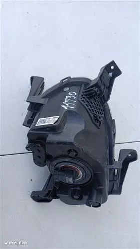 Proiector dreapta Kia Ceed an 2018 2019 2020 2021 cod 82202J7000 , 82202-J7000 - 2