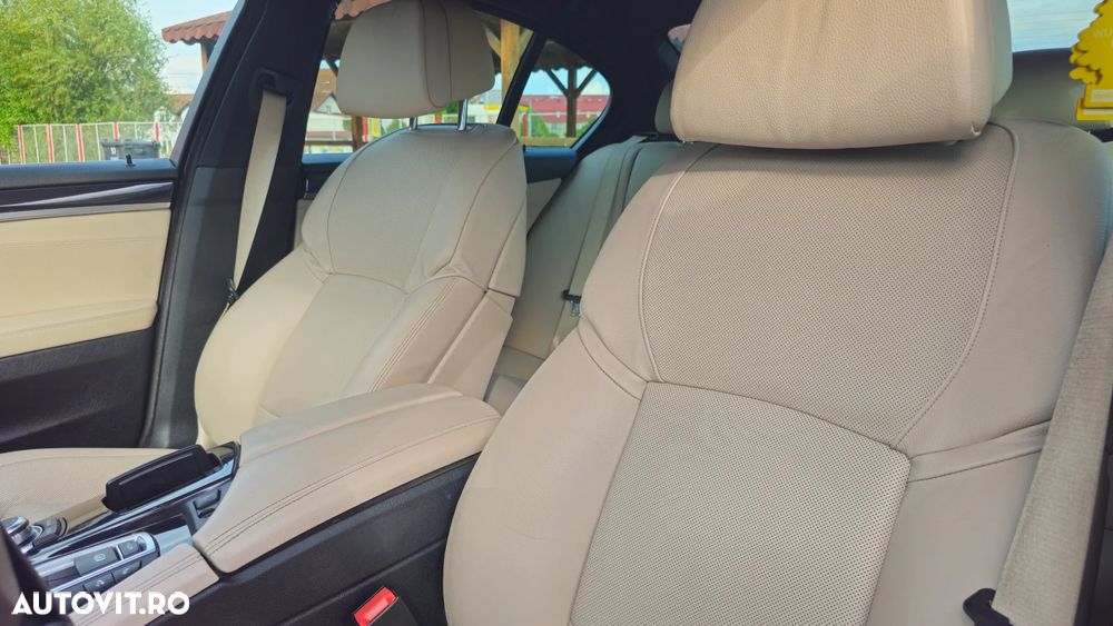 BMW Seria 5 530d xDrive - 13