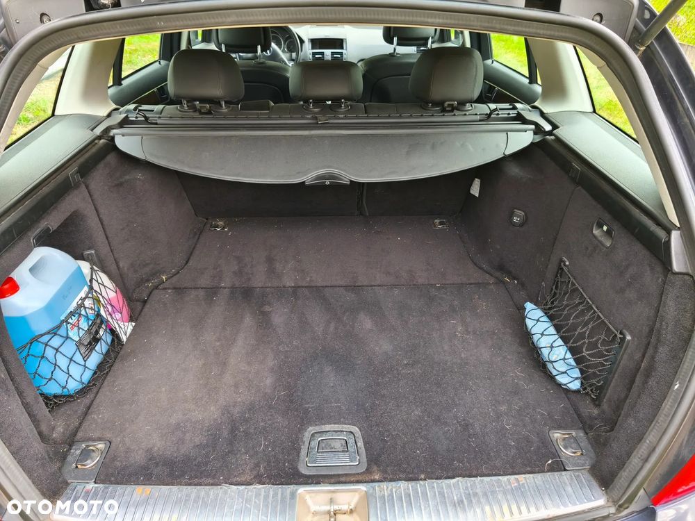 Mercedes-Benz Klasa C 220 CDI DPF Automatik BlueEFFICIENCY Elegance - 10
