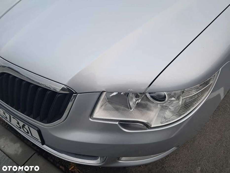 Skoda Superb 1.8 TSI Ambition DSG - 8