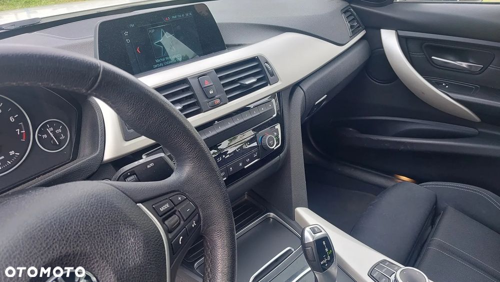 BMW Seria 3 318i Advantage - 11