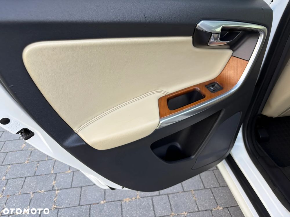 Volvo XC 60 - 15