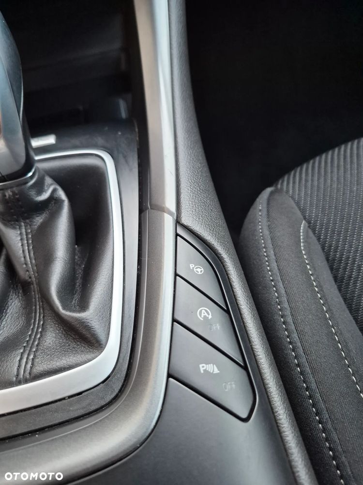 Ford Mondeo 2.0 TDCi Titanium PowerShift - 13