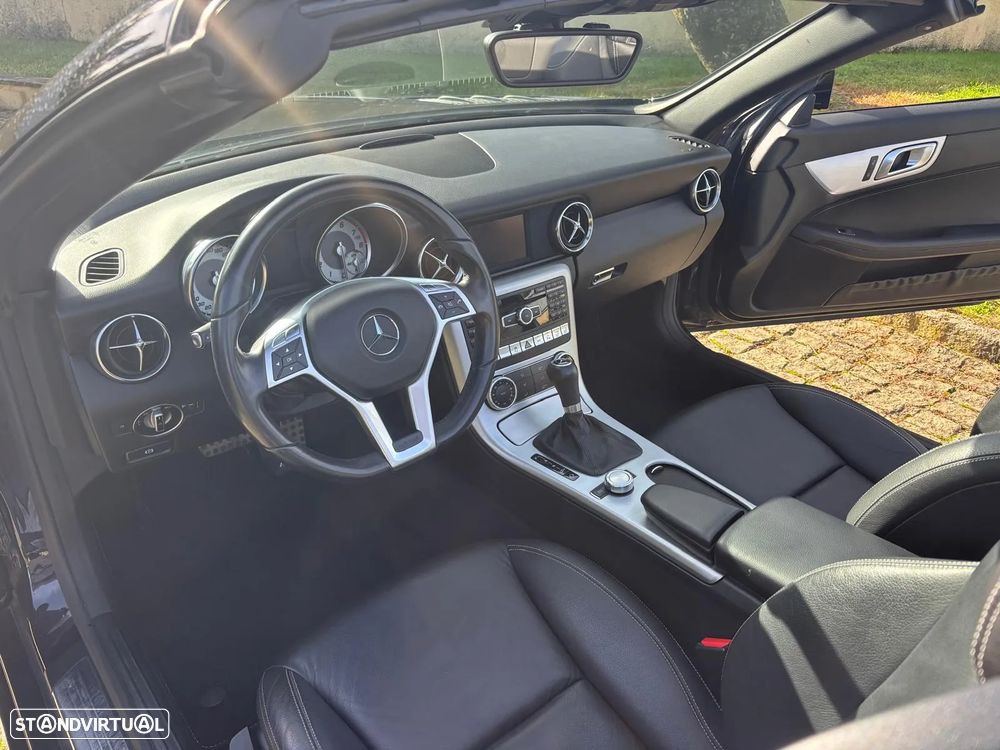 Mercedes-Benz SLK 200 Kompressor Auto Sport Edition - 13