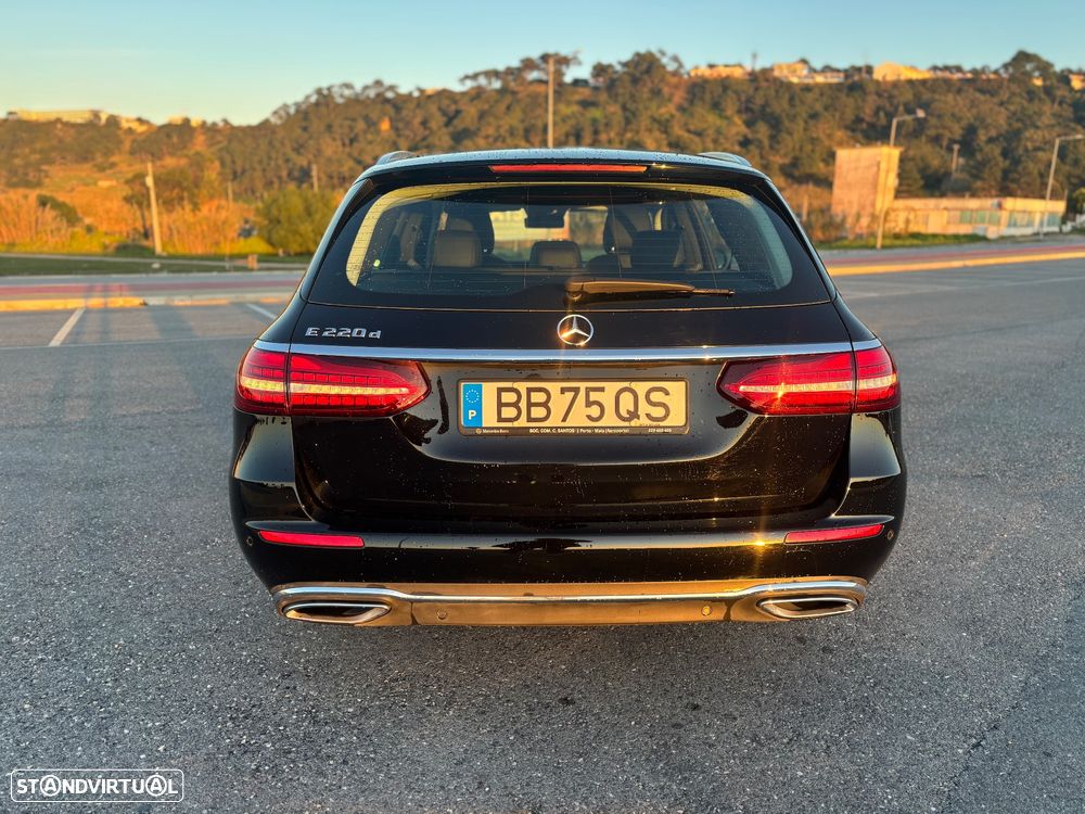 Mercedes-Benz E 220 - 8